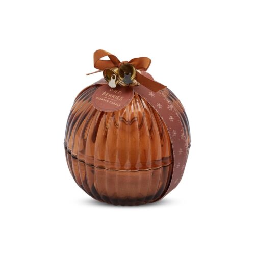 Candela a forma di sfera natalizia della collezione “Wild Berries” di Enzo De Gasperi, realizzata in vetro marrone millerighe.